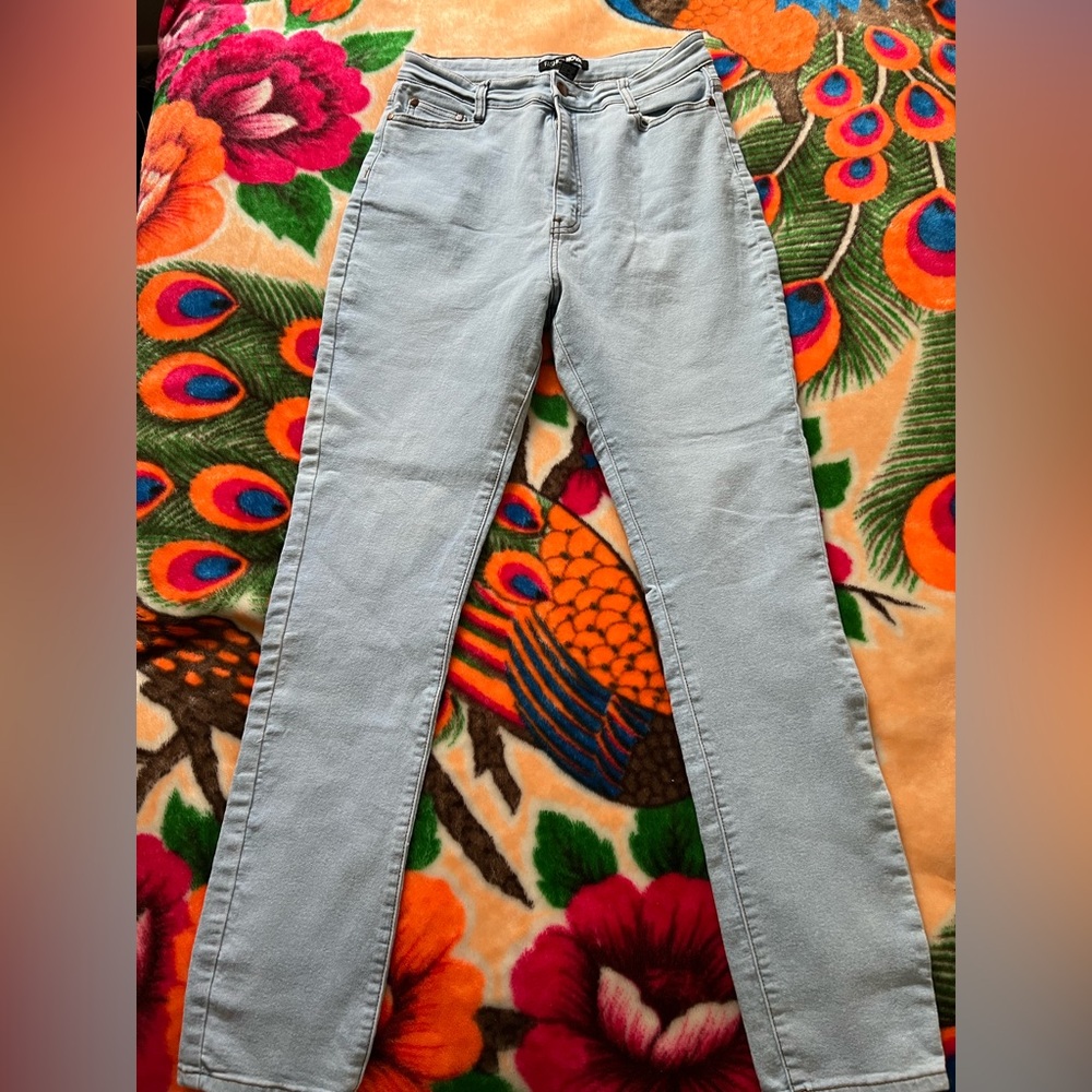 Fashion Nova Light Blue Skinny Jeans